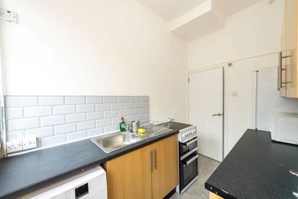 Room In Anfield Liverpool Dış mekan fotoğraf