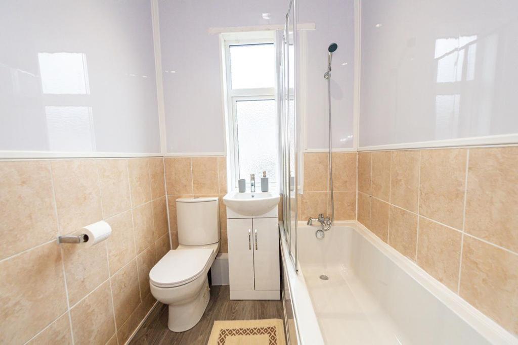 Room In Anfield Liverpool Dış mekan fotoğraf
